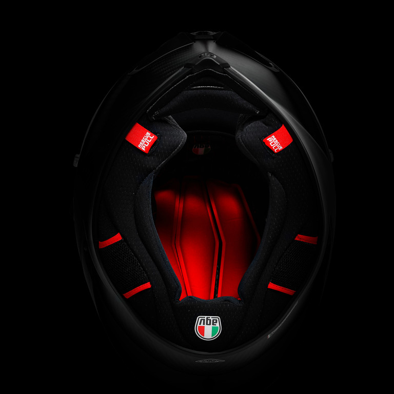 通気性のあるウルトラドライ内装